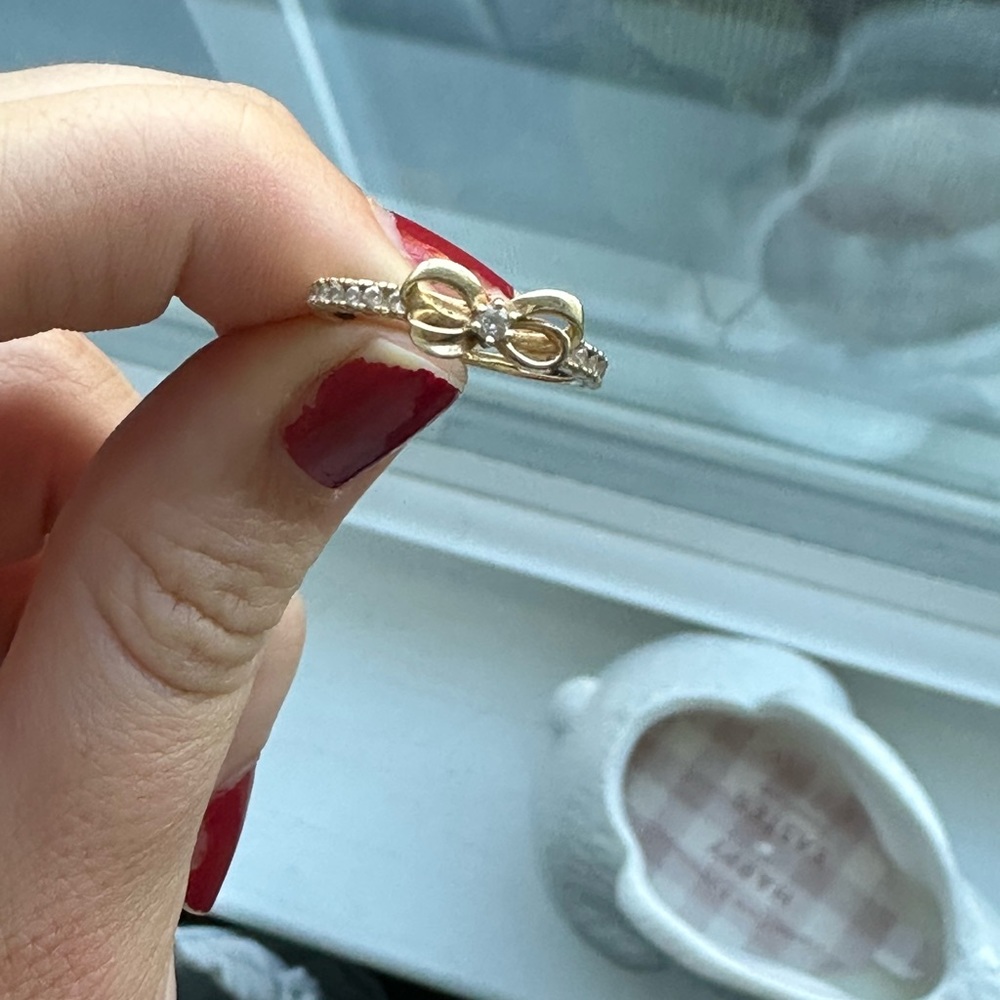 Real gold bow ring size 5